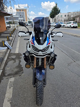 MOTOCAM Honda Africa twin CRF 1100 L4 Siperlik Ön Cam 2023-2025 Model 46cm Siyah Renkli 4mm ORİJİNAL BOYLU