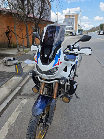 MOTOCAM Honda Africa twin CRF 1100 L4 Siperlik Ön Cam 2023-2025 Model 46cm Siyah Renkli 4mm ORİJİNAL BOYLU