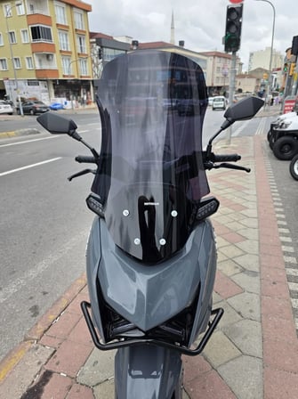 MOTOCAM Arora HTX PRO 50 Ön Cam 2025-2026 Model 65cm Siyah Renkli 4mm