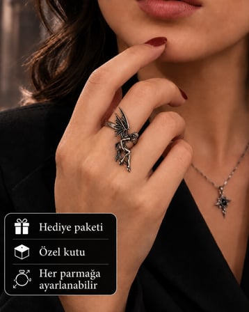 Gotik Kanatlı Peri Figürlü Ayarlanabilir Antik Gümüş Renk Kadın Yüzük