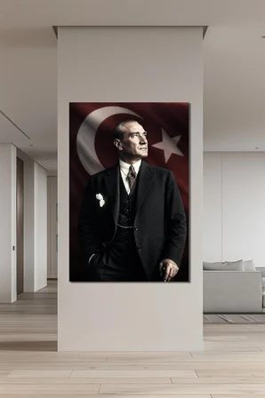 Atatürk Portre Baskılı Cam Tablo – Türk Bayraklı Prestij Serisi UV Baskı Duvar Dekoru