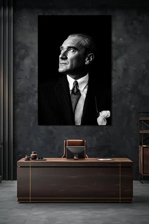 Atatürk Siyah Beyaz Portre Cam Tablo – Klasik Şık UV Baskı Duvar Dekoru