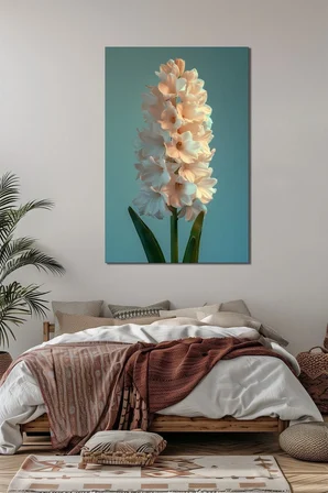 Sümbül Çiçeği Baskılı Cam Tablo – Pastel Mavi Arka Plan Modern Dekoratif Tablo