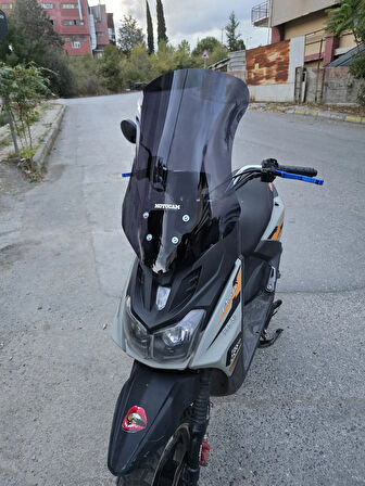 MOTOCAM Altai F1 Max Siperlik Ön Cam 2021-2025 Model 57cm Siyah Renkli 4mm