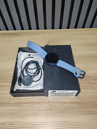 Samsung Galaxy Watch 5 44mm Grafit Akıllı Saat TEŞHİR ÜRÜNÜ 
