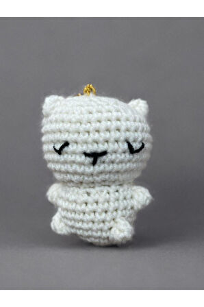 Amigurumi Anahtarlık 7-8 cm – El Yapımı Örgü Hediyelik Çanta Süsü Beyaz