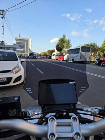 MOTOCAM Volta Apec Apx7 Siperlik Ön Cam 2025 Model 49cm Füme Renkli 4mm SPOR CAM