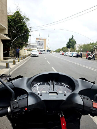 MOTOCAM Aprilia Scarabeo 500 Siperlik Ön Cam 49cm 2003-2008 Model Şeffaf Renkli 4mm