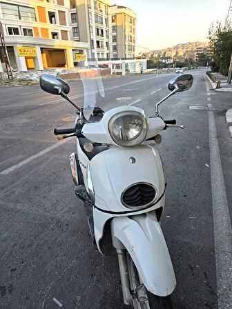 MOTOCAM Aprilia Scarabeo 200 İe Siperlik Ön Cam 35cm 2008-2015 Model Şeffaf Renkli 4mm