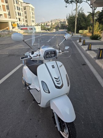 MOTOCAM Arora Safari 50 Ön Cam 2021-2026 Model 37cm Şeffaf Renkli 4mm Elcikli APARATSIZ