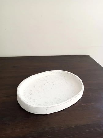 Orion Serisi El Yapımı Kırılmaz Oval Sunum Tepsisi (23x30 cm) - Eskitme Beyaz