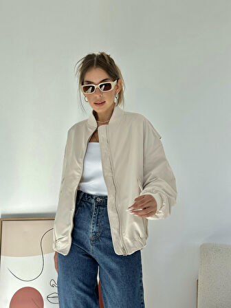 Bej Parçalı Bomber Ceket