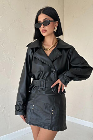 Siyah Kemerli Deri Ceket