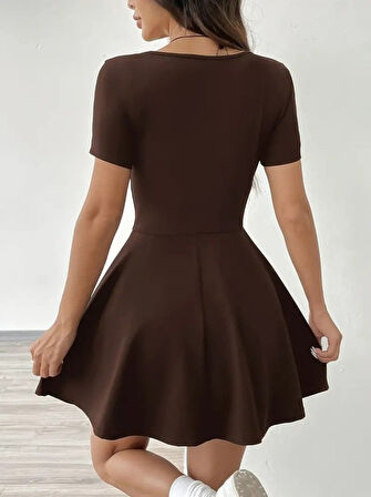 Kadın Kısa Kollu Kare Yaka Short Detaylı Cepli Dalgıç Elbise