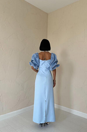 Pembe İşlemeli Kolu Garnili Elbise