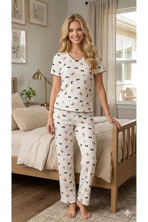 Kadın Kısa Kollu Yumuşak Tuşe Yazlık Bürümcük Kumaş Pijama Takım