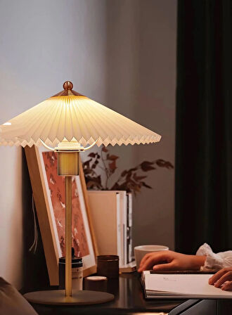 Exclusive Collection Krem Şapka Tasarım Umbrella Abajur Eskitme Gold Sarı