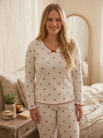 Büyük Beden Yumuşak Tuşeli Uzun Kol Likralı Pijama Takımı