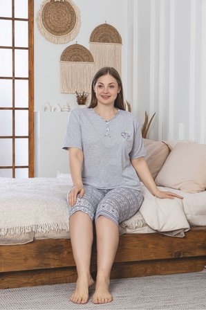 Büyük Beden Likralı Pamuklu Kapri Pijama Takım
