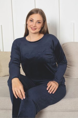 Büyük Beden Kırmızı Likralı Soft Kadife Pijama Takımı