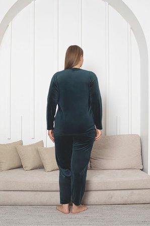 Büyük Beden Kırmızı Likralı Soft Kadife Pijama Takımı