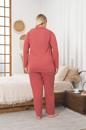 Büyük Beden Boydan Düğmeli Kaşkorse Kumaş Pijama Takımı