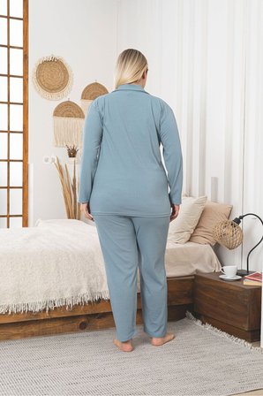 Büyük Beden Boydan Düğmeli Kaşkorse Kumaş Pijama Takımı