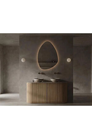 Fawdecor Led Işıklı Asimetrik Üçgen Model Dekoratif Duvar Aynası, Modern Eşsiz Ayna, Duvar Dekorasyon Ürünü 50 x 70 Cm Gün Işığı