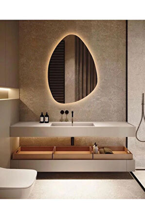 Fawdecor Led Işıklı Asimetrik Üçgen Model Dekoratif Duvar Aynası, Modern Eşsiz Ayna, Duvar Dekorasyon Ürünü 50 x 70 Cm Gün Işığı