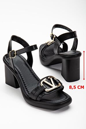 Suins Asmara Model V Toka Detaylı Sandalet