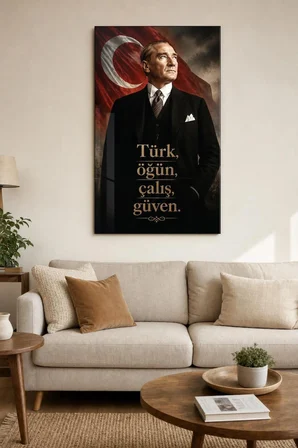 Atatürk ve Türk Bayrağı Baskılı Cam Tablo – UV Baskı Dekoratif Duvar Tablosu