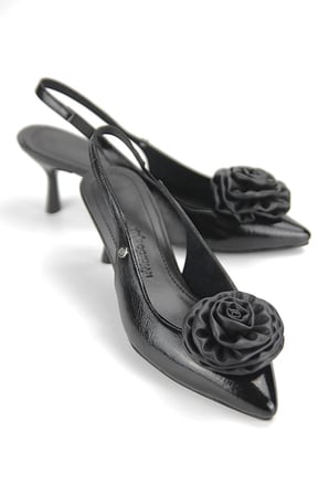 Rose Fairy Esnek Yumuşak Kaymaz Taban (4/6 cm) Siyah Rugan El Yapımı Gül Detaylı Açık Lastikli Kadın Topuklu Ayakkabı