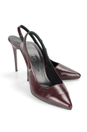 Zerina Bordo Rugan Esnek Yumuşak Kaymaz Taban İnce Topuklu (11cm) Kadın Stiletto