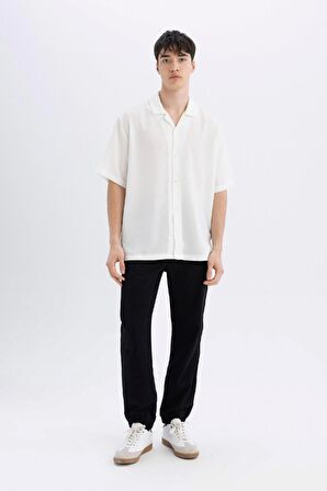 DeFacto Relax Fit Yazlık Polo Yaka Krinkıl Kumaş Kısa Kollu Beyaz Gömlek C7398AX24SMWT55