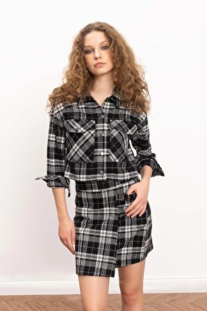 DeFacto Coool Oversize Geniş Kalıp Crop Cepli Kalın Flanel Uzun Kollu Ceket Gömlek D7914AX24AUBK27