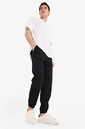 DeFacto Jogger Slim Fit Dar Kesim Beli Bağcıklı Gabardin Pantolon D8607AX25SPBK81
