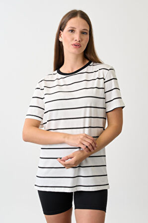 Bisiklet Yaka Çizgili Kısa Kol T-Shirt