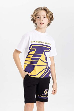 DeFacto Erkek Çocuk NBA Los Angeles Lakers Oversize Fit Bisiklet Yaka Kısa Kollu Tişört C0388A824SMWT34