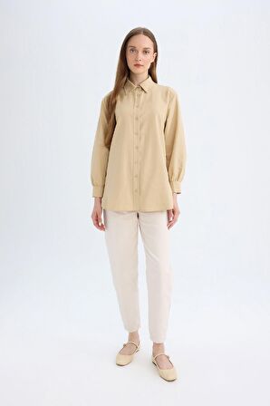 DeFacto Relax Fit Gömlek Yaka Poplin Basic Düz Uzun Kollu Gömlek Tunik D4159AX24AUBG732