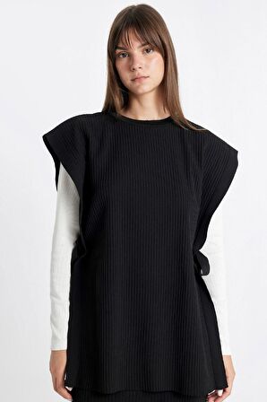 DeFacto Regular Fit Bisiklet Yaka Süveter Y1323AZ24AUBK81