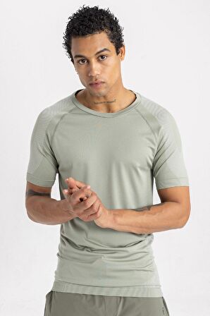 DeFactoFit Slim Fit Dar Kesim Bisiklet Yaka Sporcu Kısa Kollu Tişört B2887AX24SPGN920