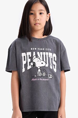 DeFacto Kız Çocuk Snoopy Relax Fit Bisiklet Yaka Kısa Kollu Tişört D8821A825SPAR15