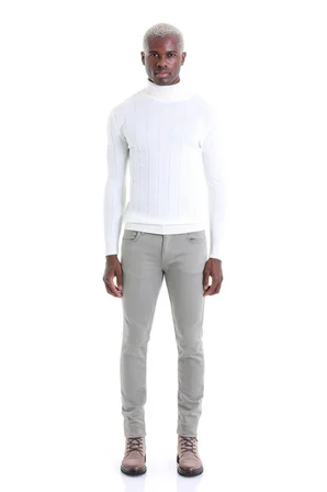 Ekru Regular Fit Desenli Balıkçı Yaka Yün Triko Kazak | S
