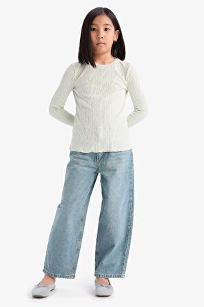 DeFacto Kız Çocuk Slim Fit Dar Kesim Bisiklet Yaka Uzun Kollu Tişört D9234A825SPTR368