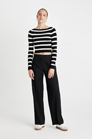DeFacto Slim Fit Çizgili Kayık Yaka Kazak C9217AX24WNBK56