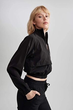 DeFactoFit Crop Dik Yaka Basic Düz Fermuarlı Sporcu Sweatshirt A2436AX23AUBK81