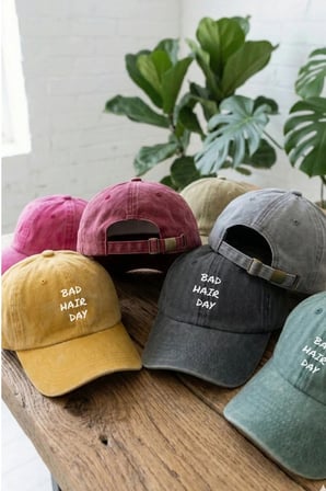 Bad Hair Day Yazılı Yıkamalı Unisex Şapka - Eskitme Metal Tokalı Ayarlanabilir Baskılı Beyzbol Şapka