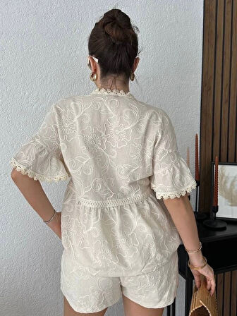 Kadın Nakış Detaylı Taş Rengi Rahat Kalıp Ipli Gömlek