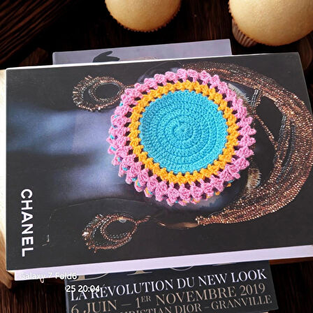 Renkli Bardak Altlığı Sunumluk ve Cupcake