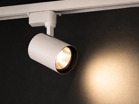 1 Adet NOAS YL29 3002 Paris 30W Ray Spot Beyaz Kasa 3200K Günışığı
